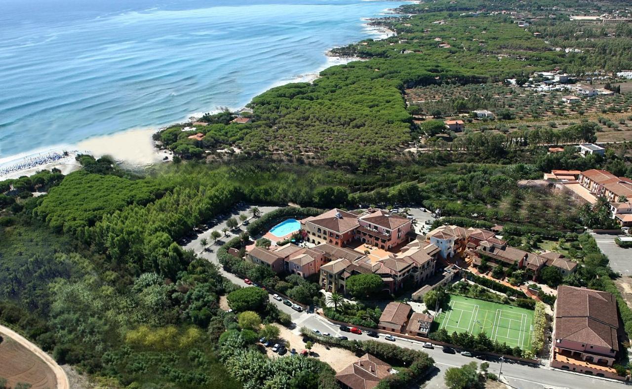 Nicolaus Club Torre Moresca Orosei Kültér fotó